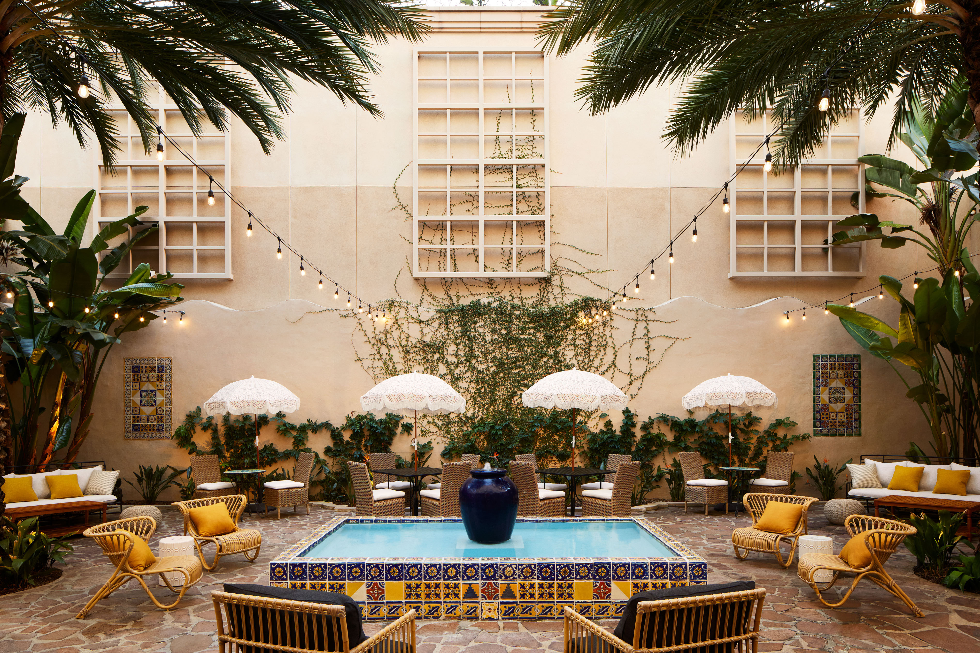 Pasadena Hotel and Pool 8/71