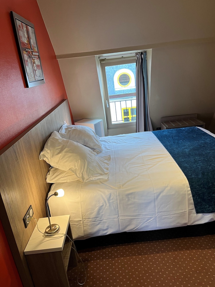 HOTEL LES FRANGINS 5/25