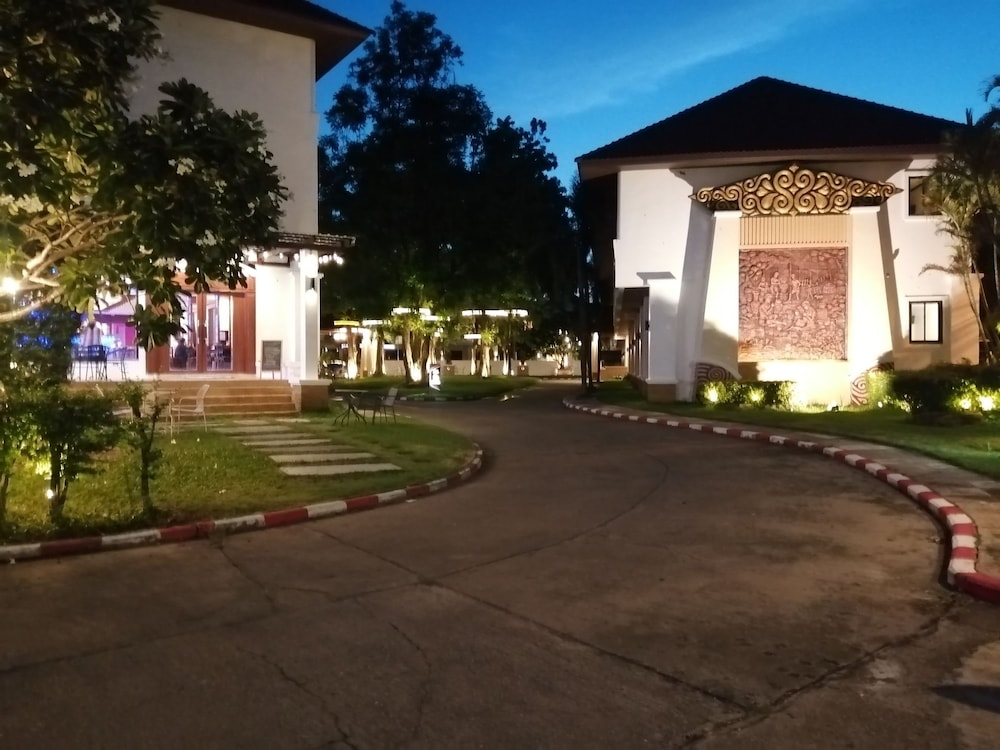 President Hotel Udonthani 48/55