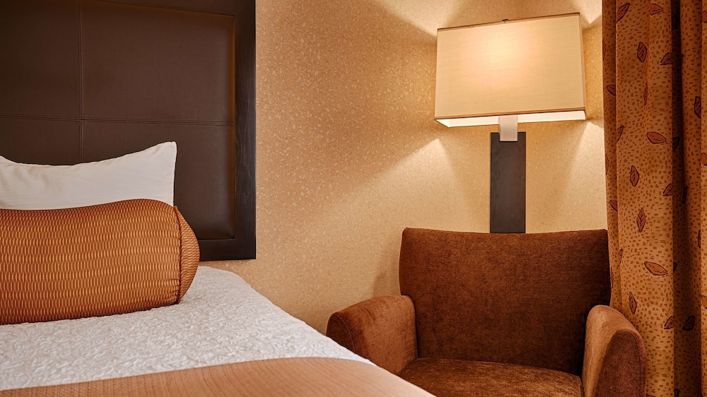 Lloyd Hotel Astoria Bayfront, Ascend Hotel Collection, OR 16/43