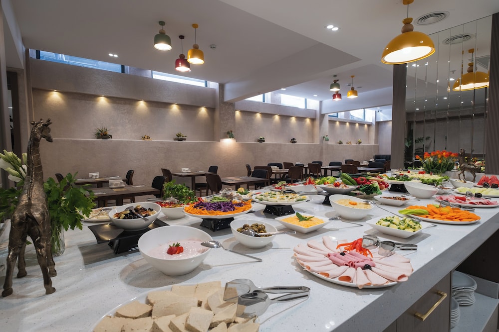 Buke Hotel Bomonti 50/62