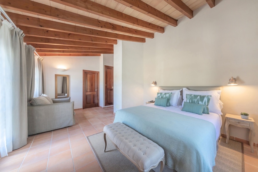 Hotel Rural Es Riquers 21/69