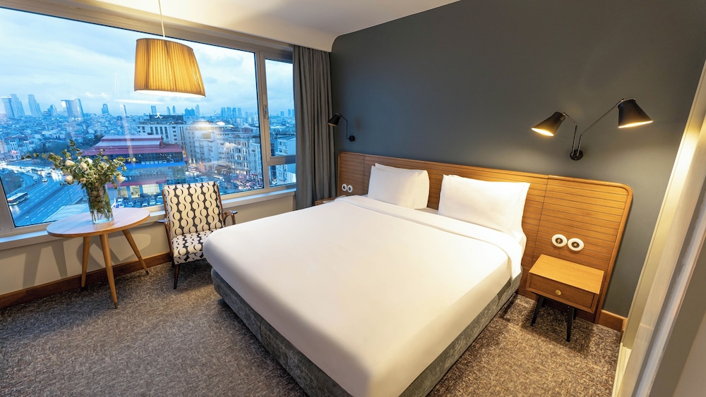 Superior City View Room