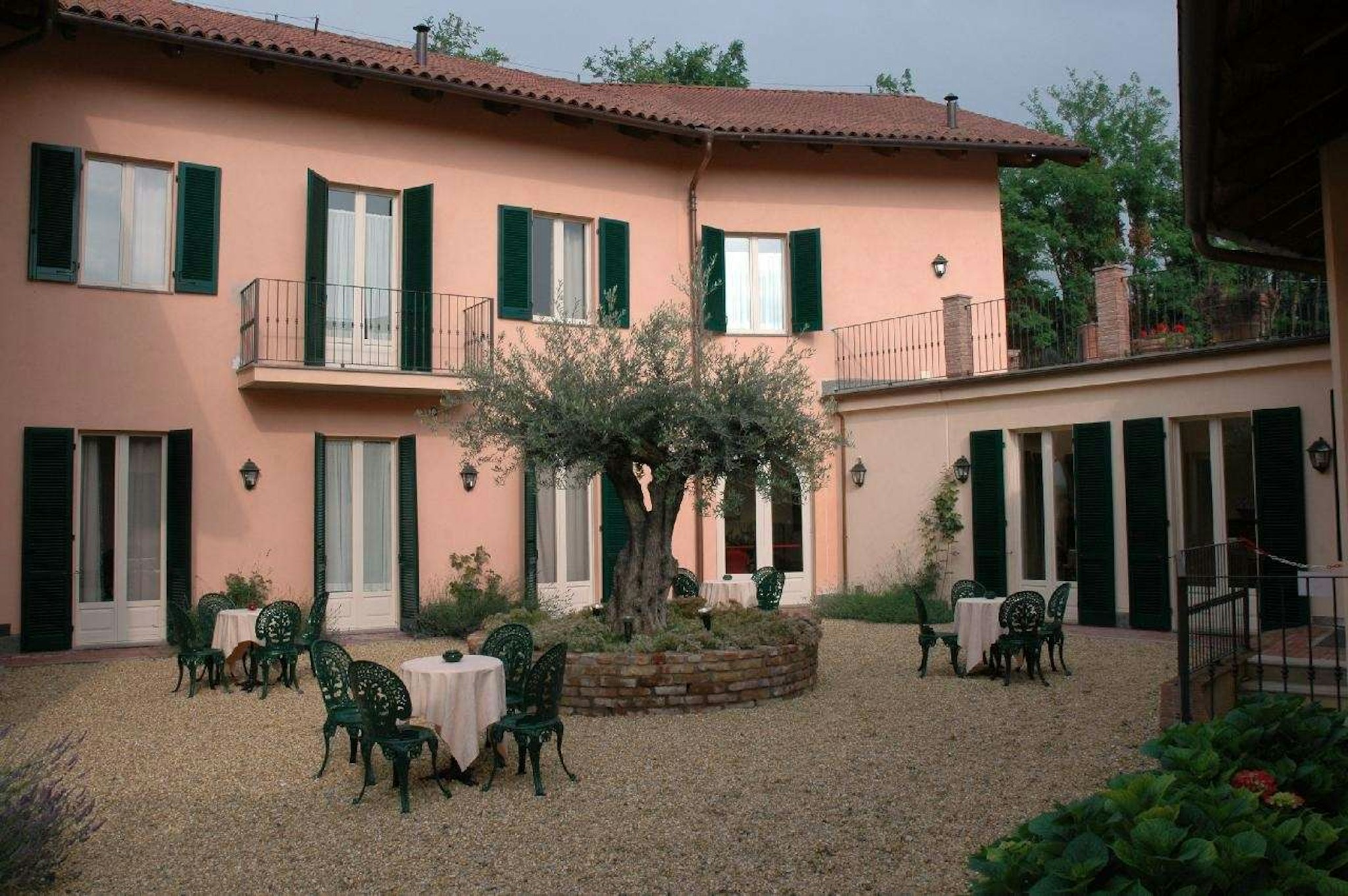 Hostellerie Du Golf 48/51
