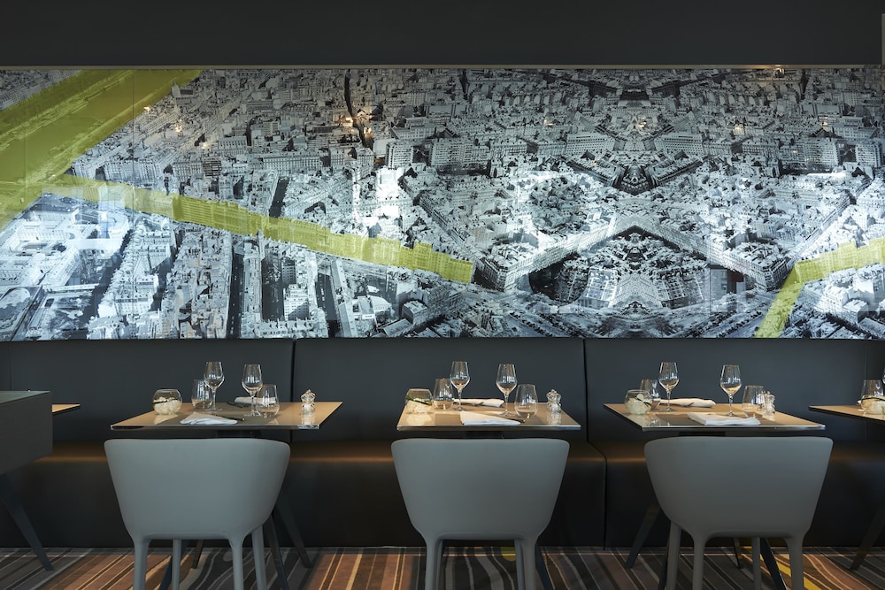 Melia Paris La Defense in COURBEVOIE