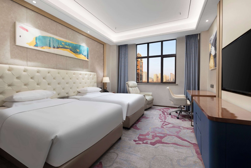 Ramada by Wyndham Zhumadian West Station 16/33