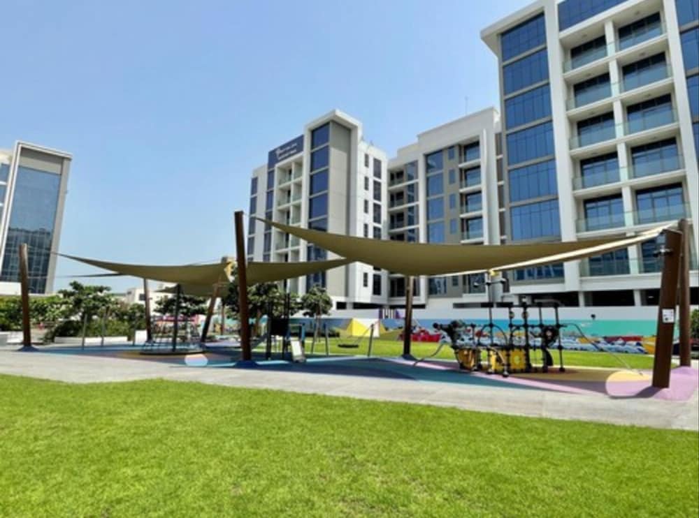 Hyatt Place Dubai Jumeirah 44/47