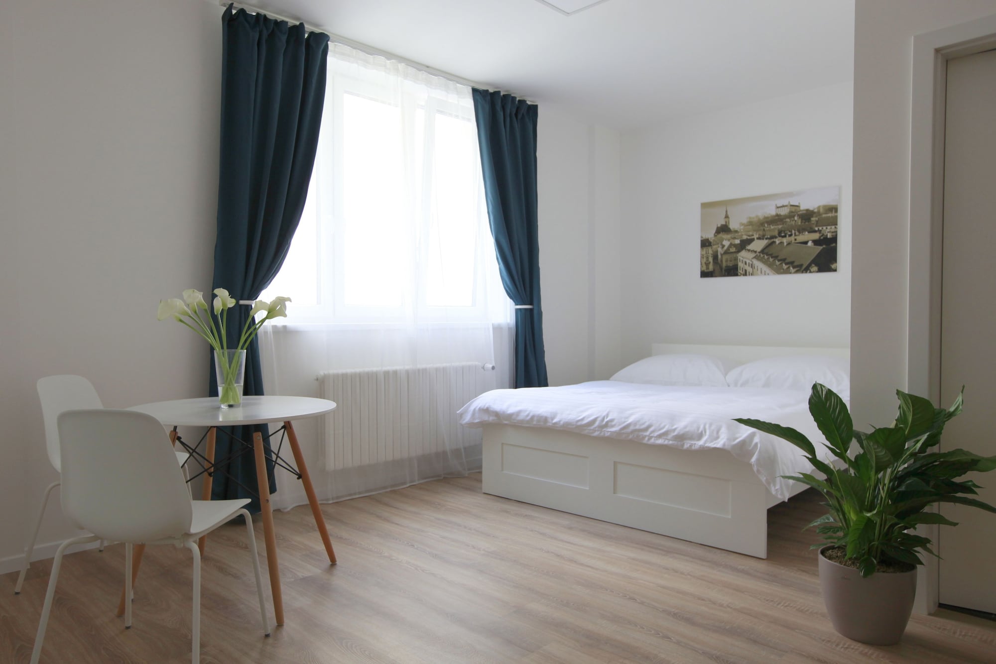1 BEDROOM, APARTMENT