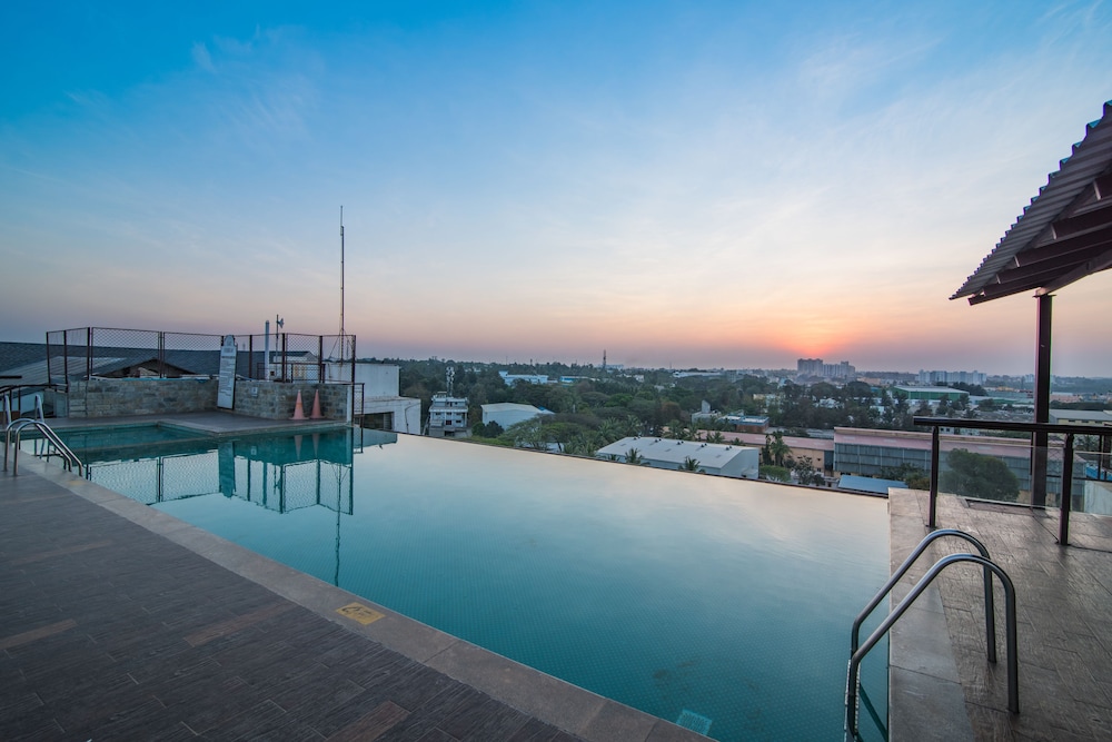 Sai Vishram Business Hotel 42/50