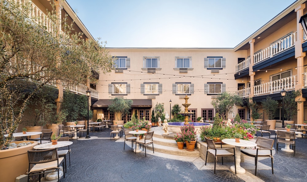 Ayres Hotel Suites Costa Mesa Newport Beach 44/50