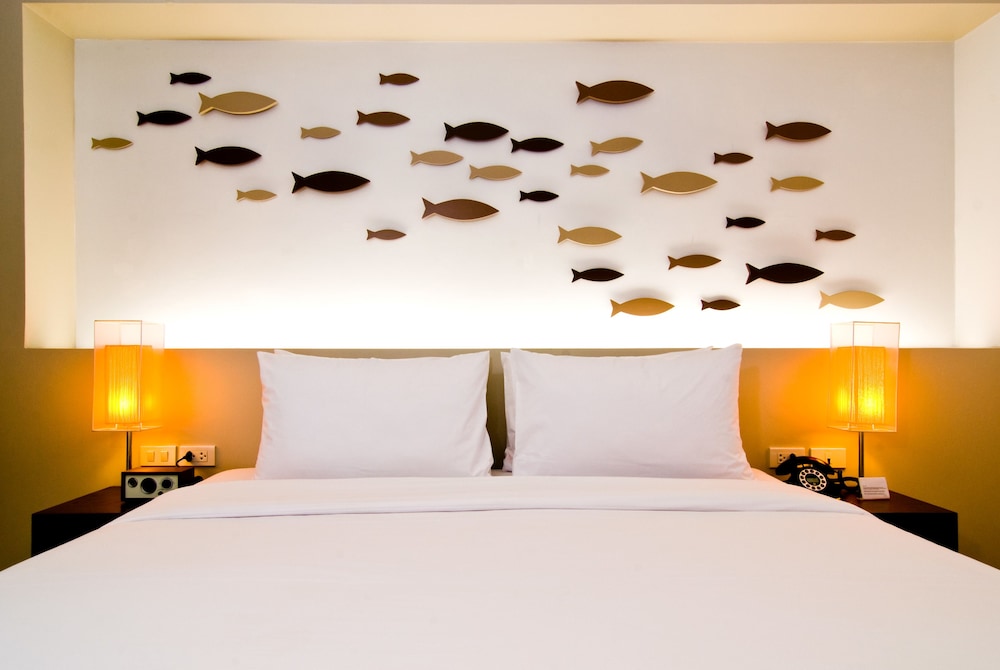 Pop, Deluxe, King Bed