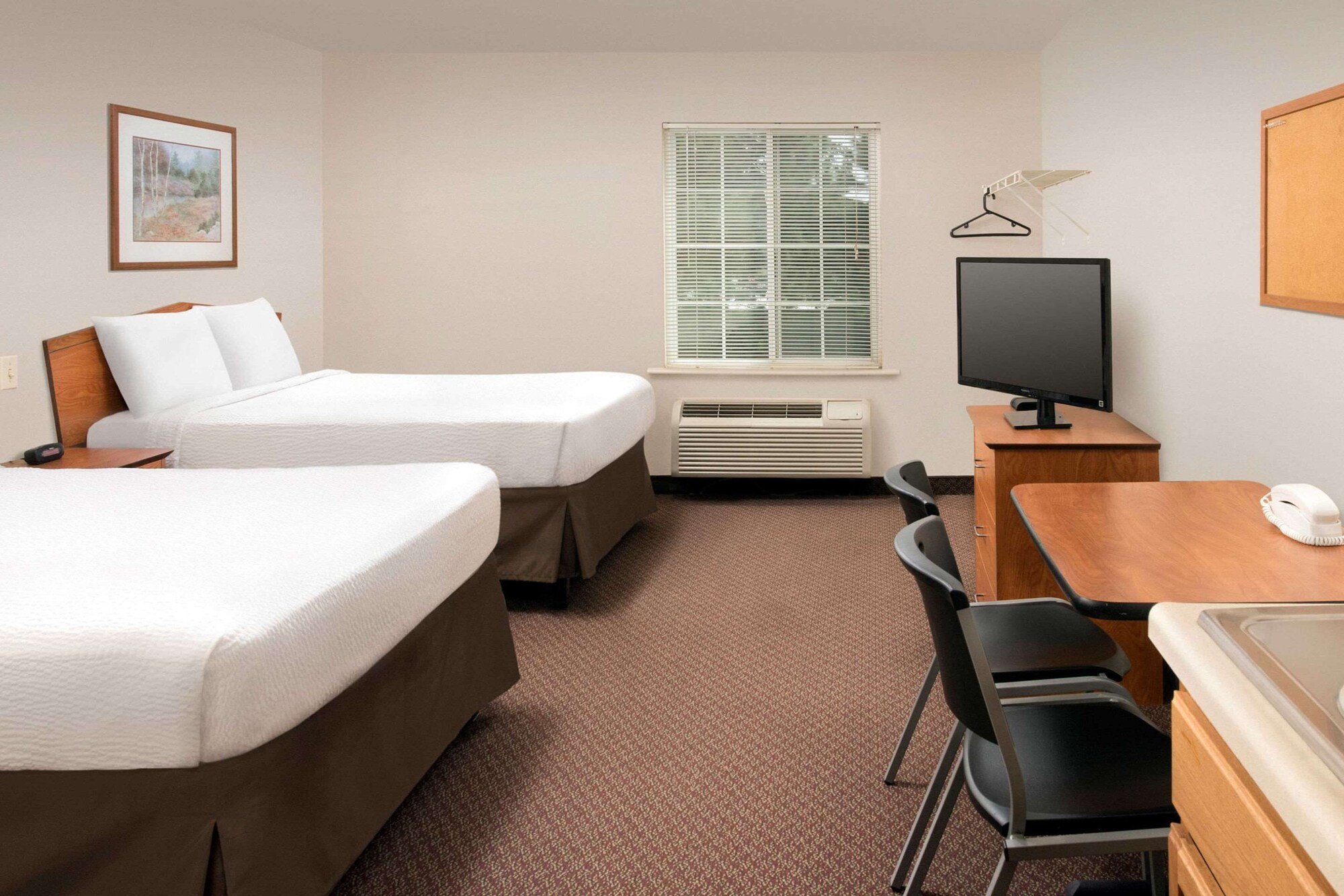 Standard, 2 Double Beds