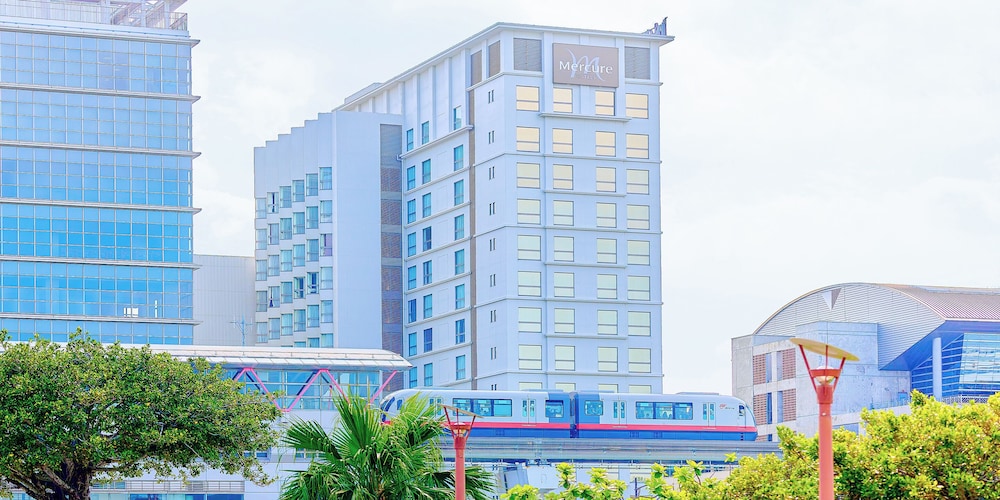 Mercure Okinawa Naha 3/65