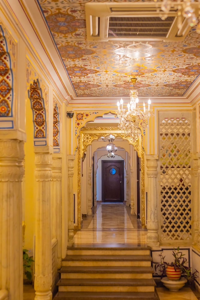 Welcomheritage Traditional Haveli 40/43