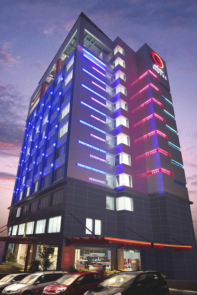 G Suites Hotel 1/24