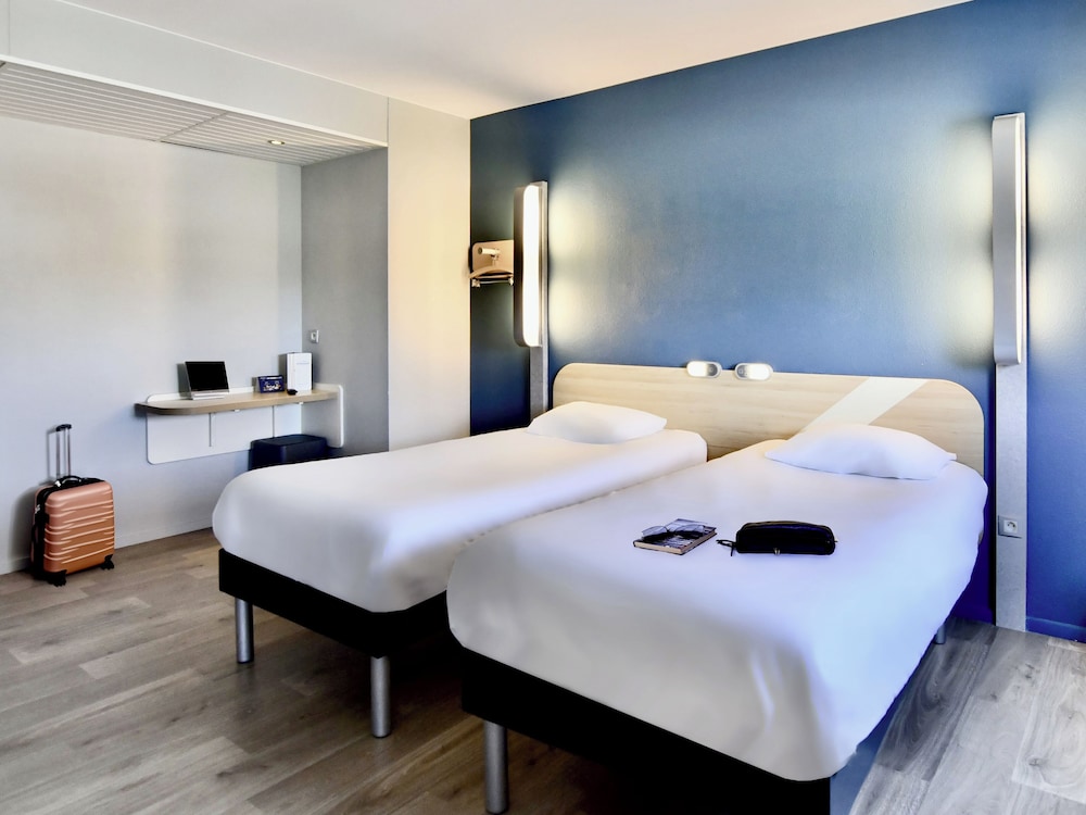 Ibis Budget Nantes Reze Aeroport 12/32