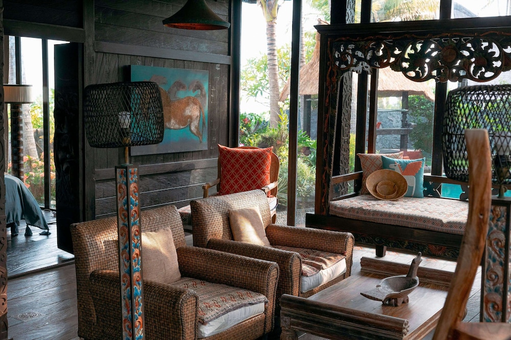 Most Exotic Beachfront Villa Keong 48/67