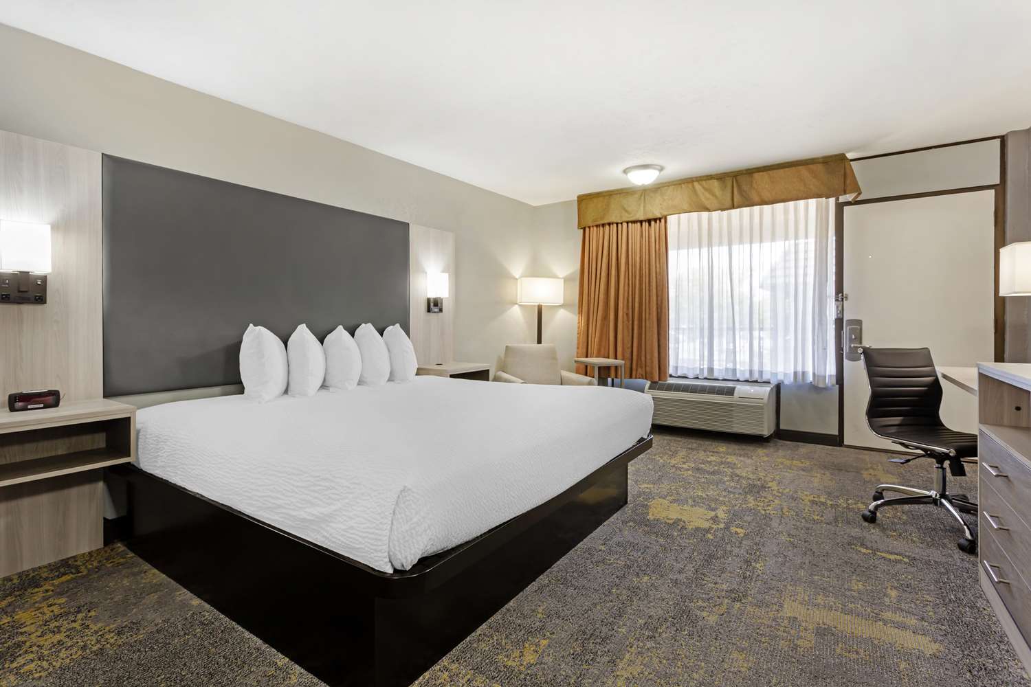 Best Western Plus Weston Inn 10/38