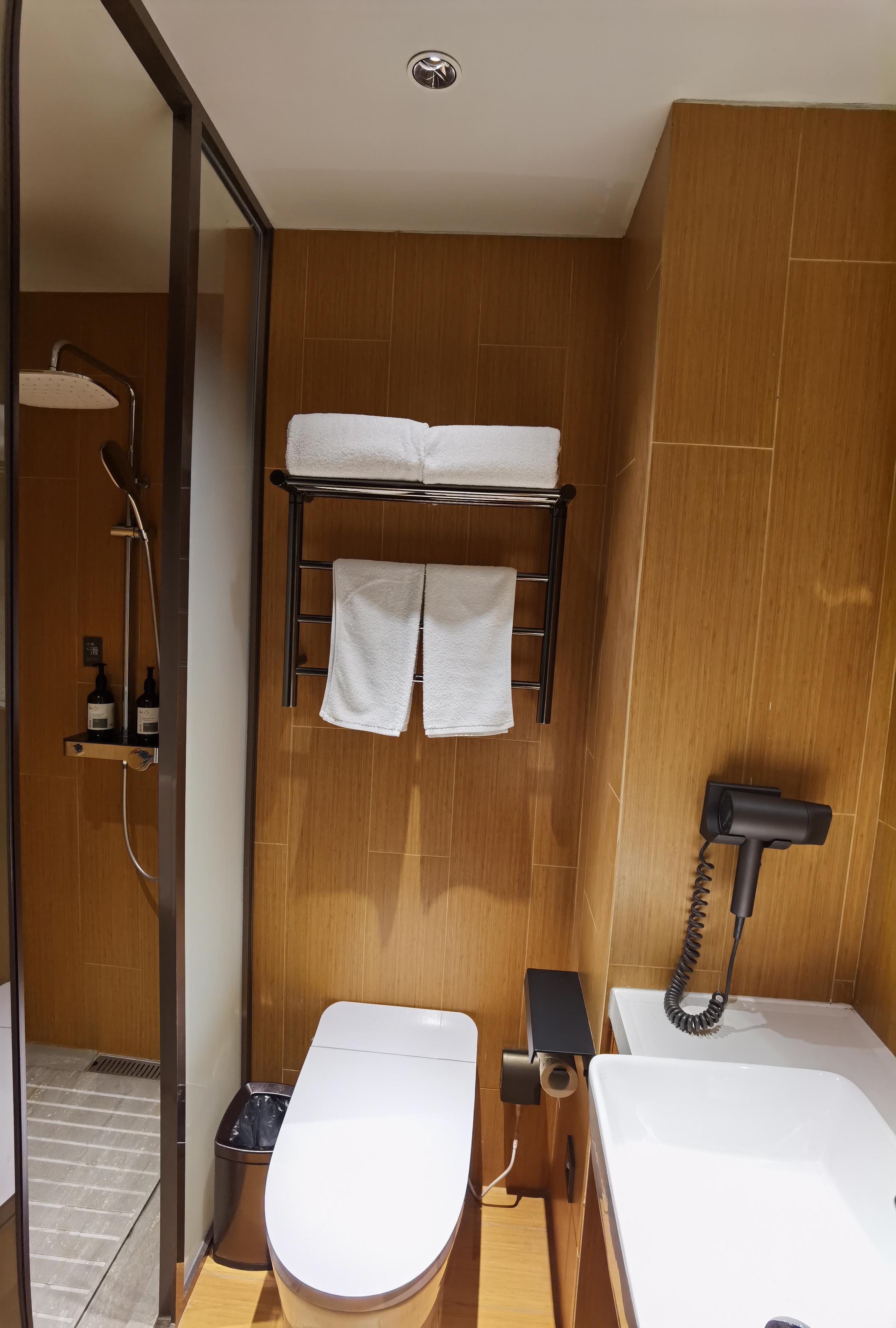 Ji Hotel (Xiamen Mingfa Square) 48/50