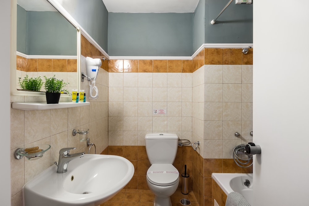 Arion Hotel Corfu 56/60