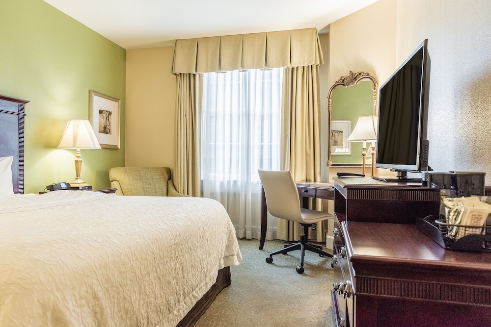 Hampton Inn & Suites Birmingham-Downtown-Tutwiler 19/47