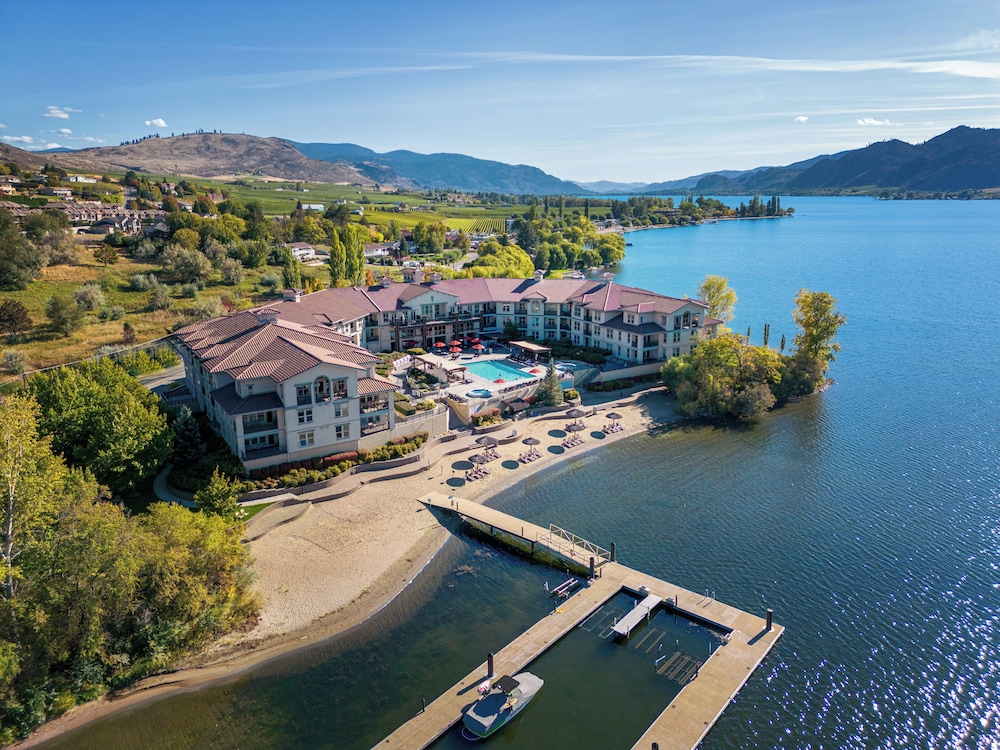Walnut Beach Resort 42/48
