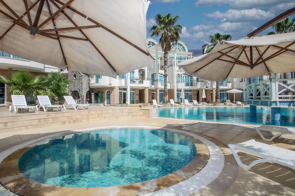 Seahorse Deluxe Hotel 17/66