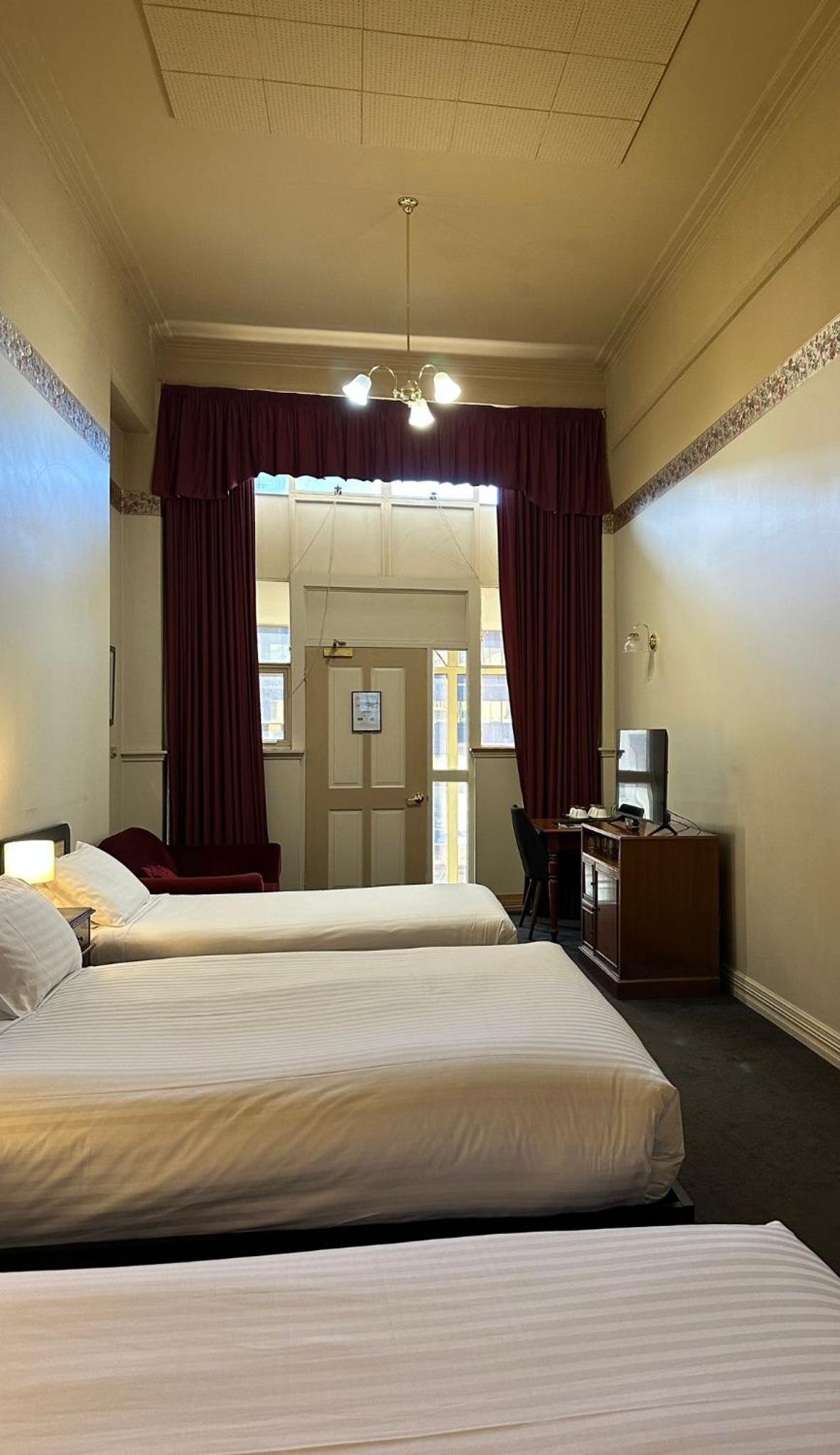 Heritage, Double or Twin Bed