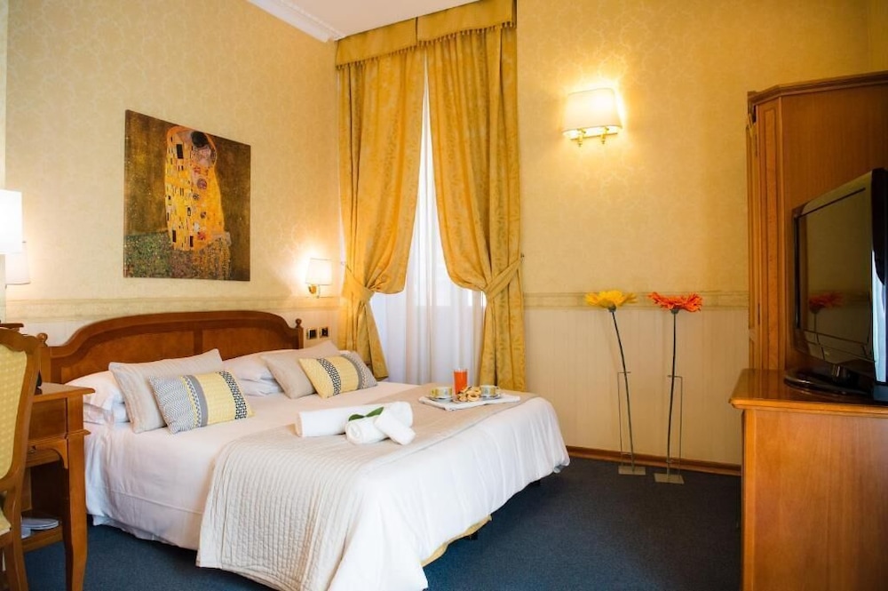 AMADEUS HOTEL ROME 17/50