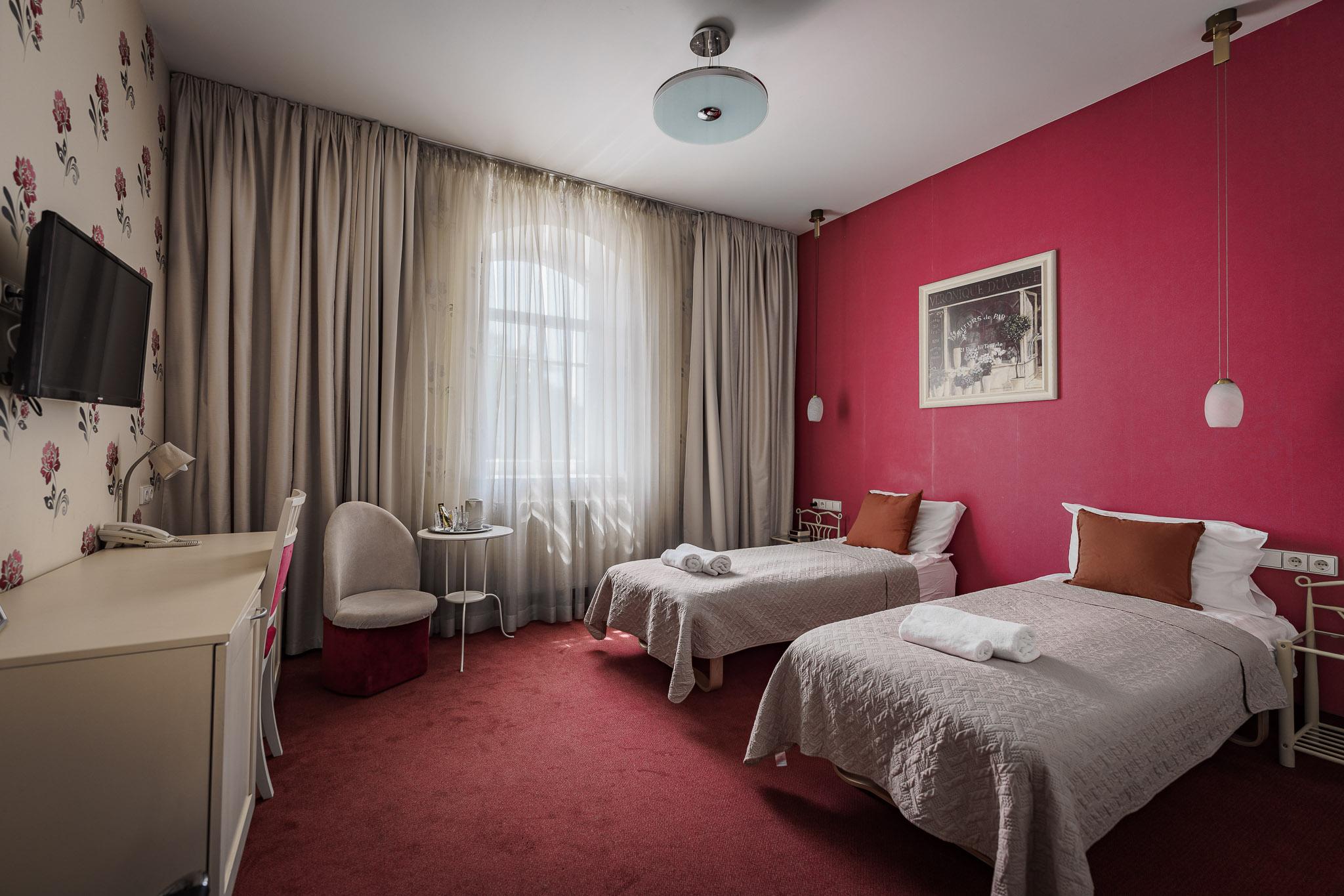 STANDARD, TWIN BEDS