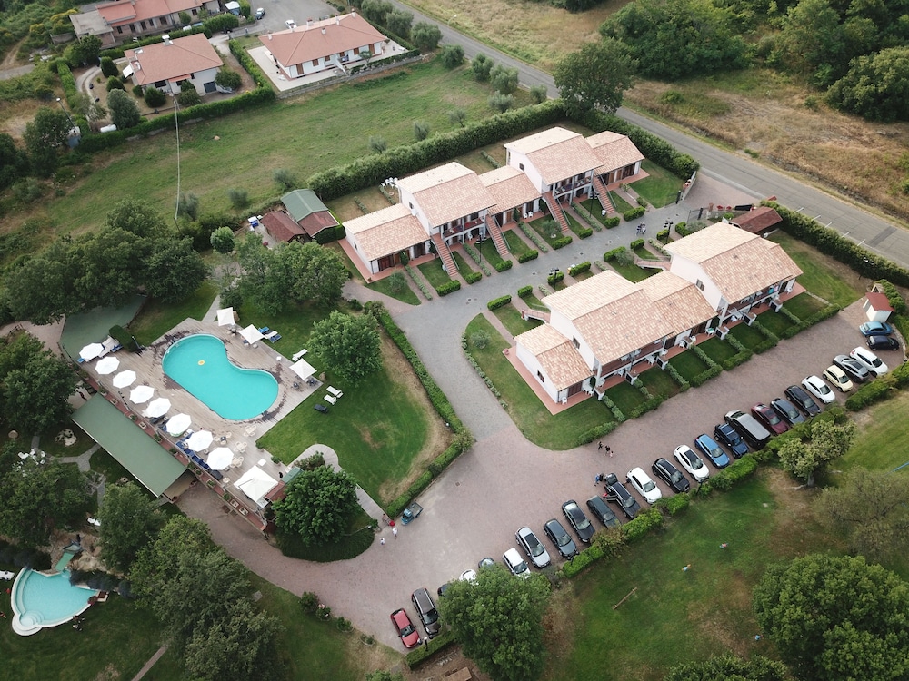 Villaggio Le Querce 52/64