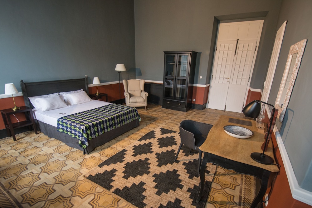 Hotel Roca Sundy 9/61