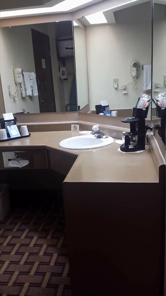 Baymont by Wyndham Paducah 18/18