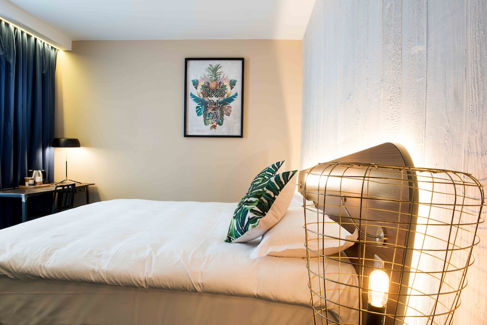 KOPSTER HOTEL LYON GROUPAMA STADIUM 18/54