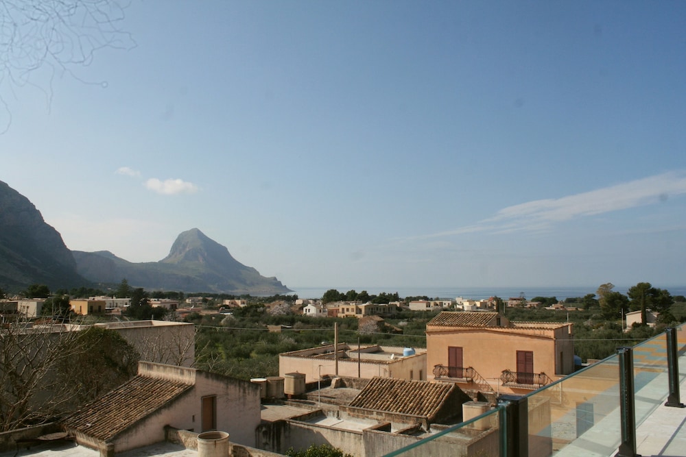 Hotel Achibea 42/50
