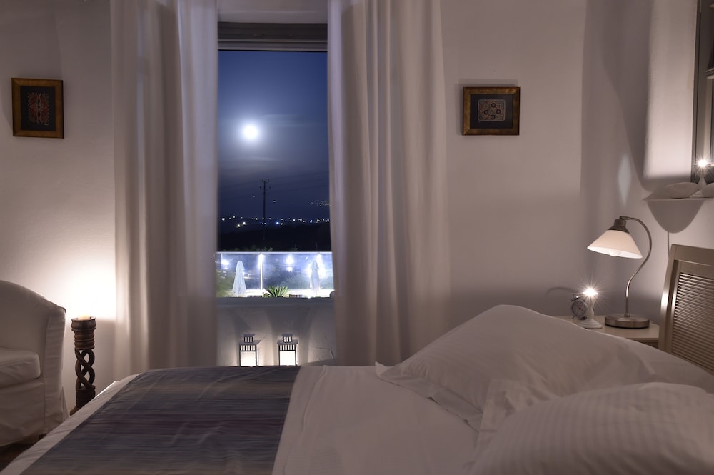 Naoussa Hills Boutique Resort- Adults Only (13+) 42/76