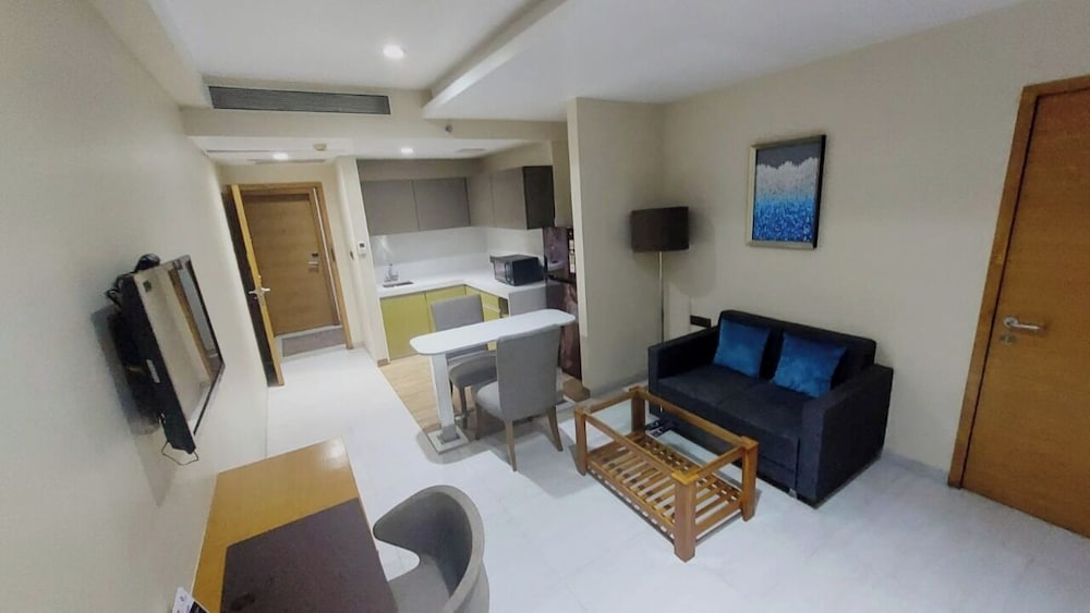 Hotel Suba Elite 18/44