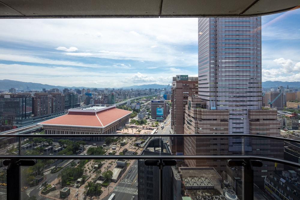 Roaders Plus Hotel Taipei Station 46/50