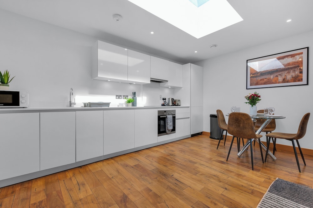 Shoreditch Square by Squa.re Apartments 9/39