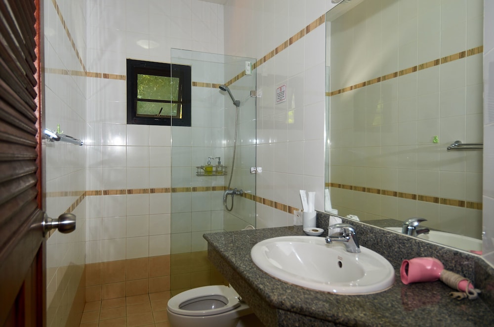 Phuket Riviera Villas 67/72