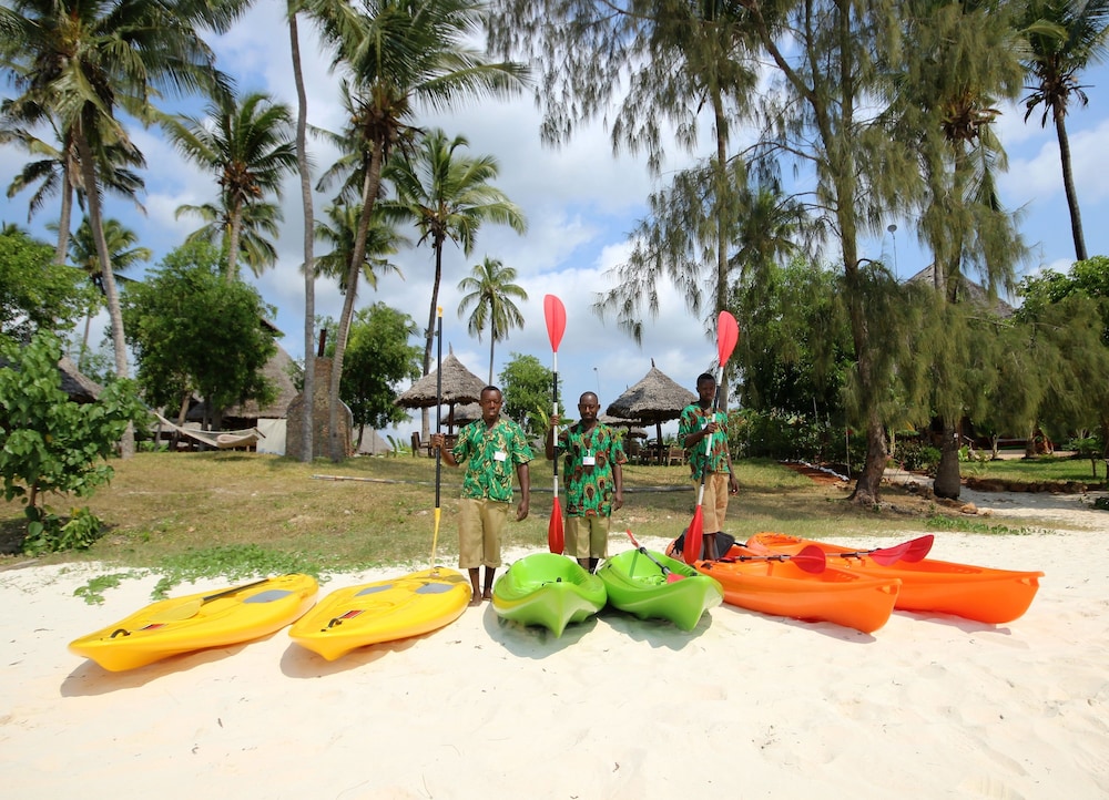 Paradise Beach Resort 42/50