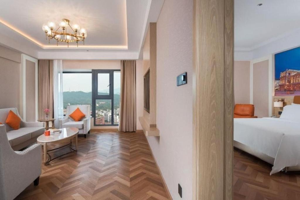 Vienna Hotel (Shenzhen Baifu City) 25/47