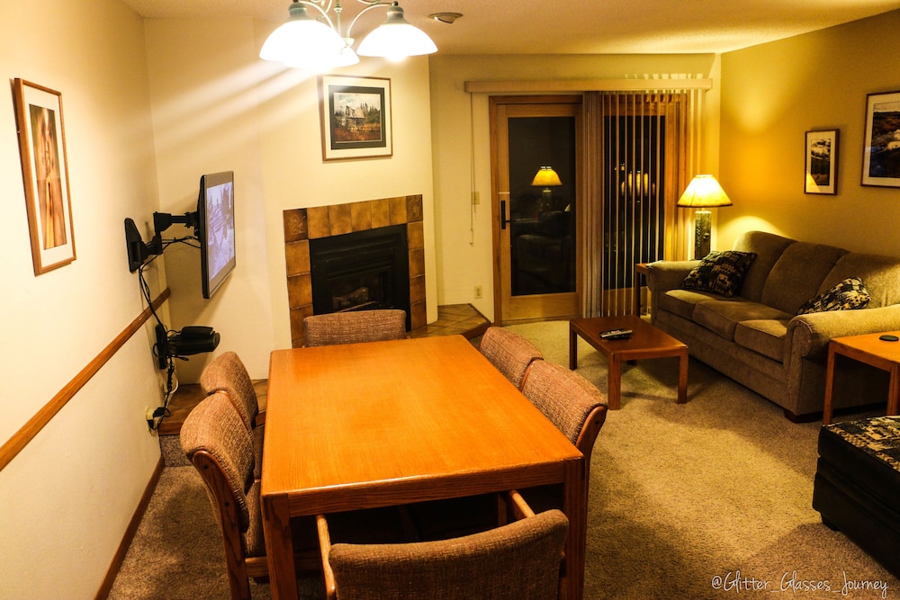 Indian Peaks Resort 34/50