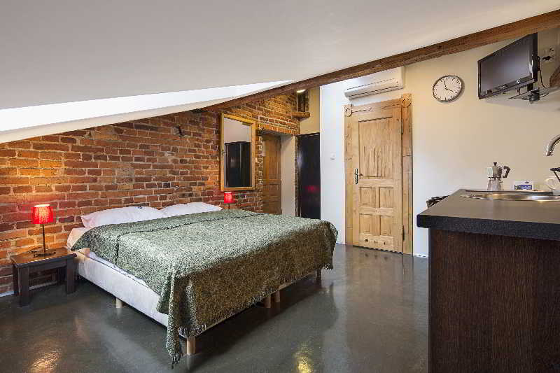 استوديو، Antique Apartments 4/5
