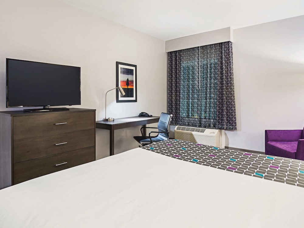 La Quinta Inn Suites By Wyndham Dallas Wylie 14/44