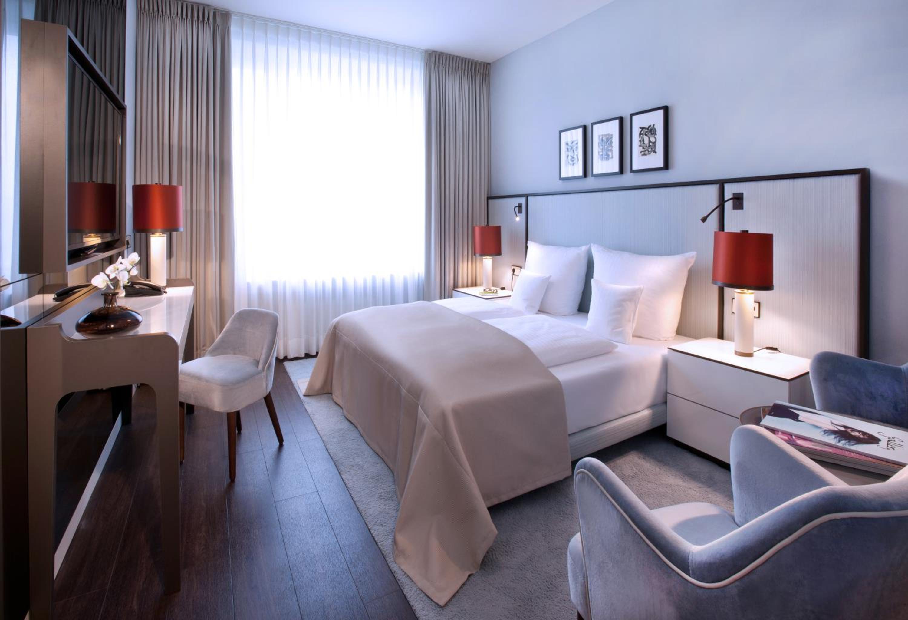 Comfort, Twin Beds