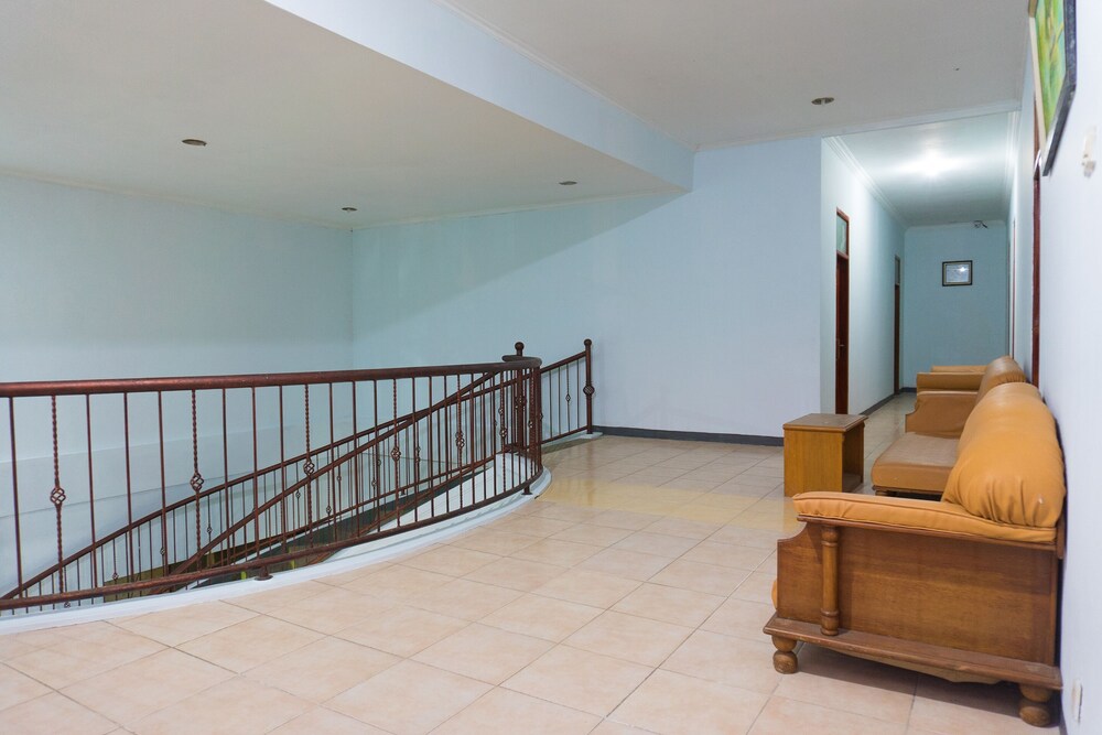 OYO 1240 Hotel Pantai Jaya 10/37