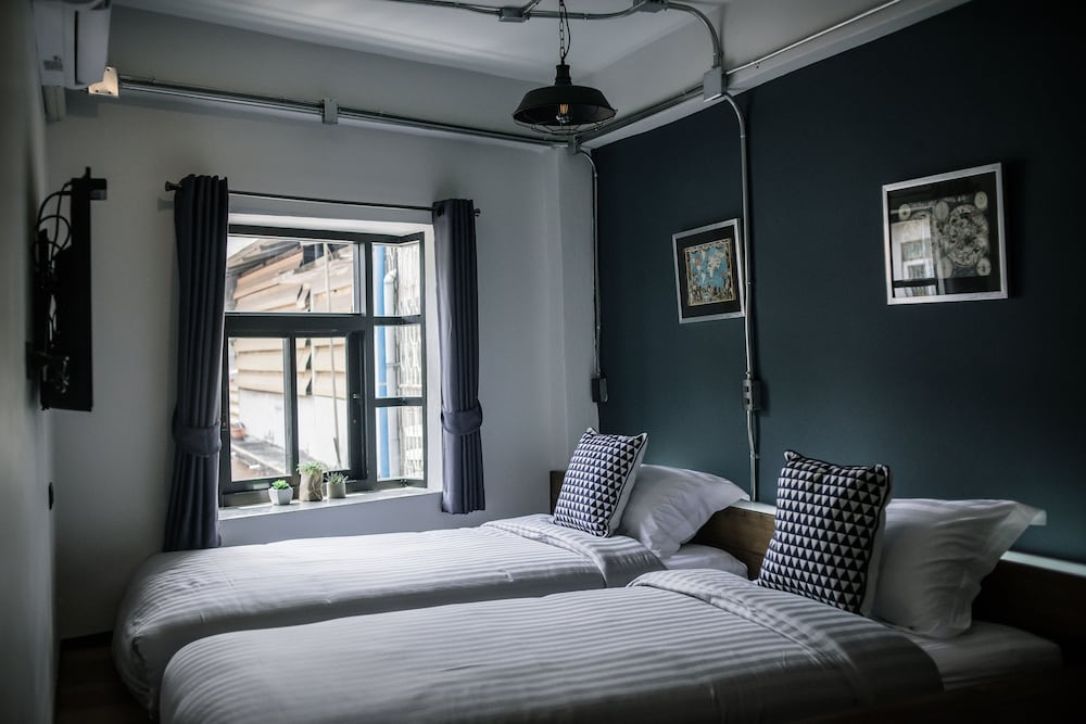 Chernchan Hostel 5/37