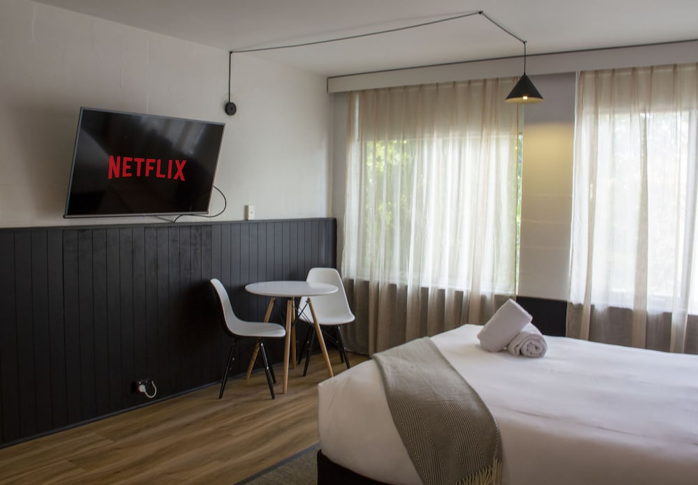 استوديو بسرير كوين، SoYa on Davis Apartment Hotel 4/6