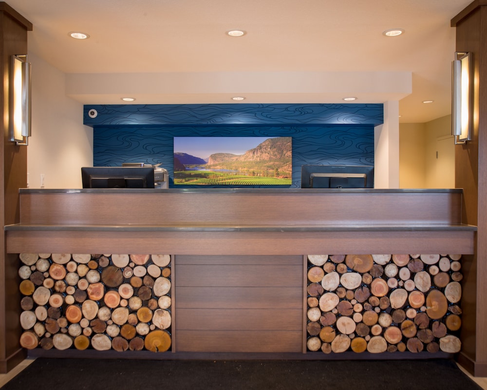 Accent Inn Kelowna 8/43